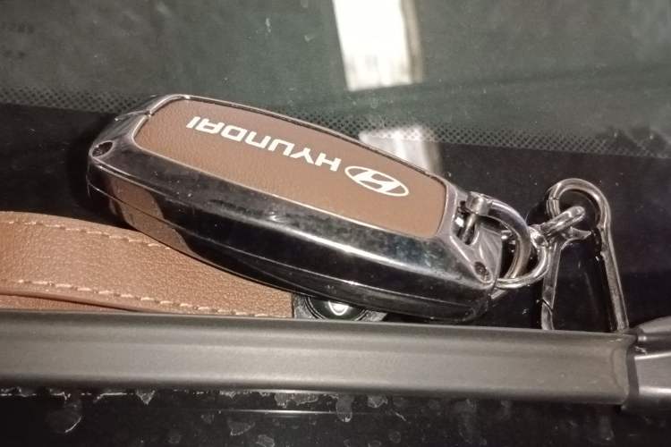 Used Hyundai Custo 2024 270TGDi LUX Prestige Edition Vehicle Key