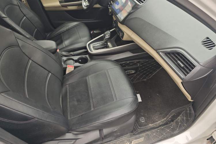 Used Ford Escort 2015 1.5L Automatic Comfort Edition Right Front Seat