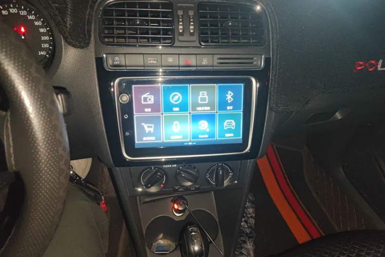 Used Volkswagen Polo 2018 1.5L Automatic Enjoyment Model Audio And AC Panel