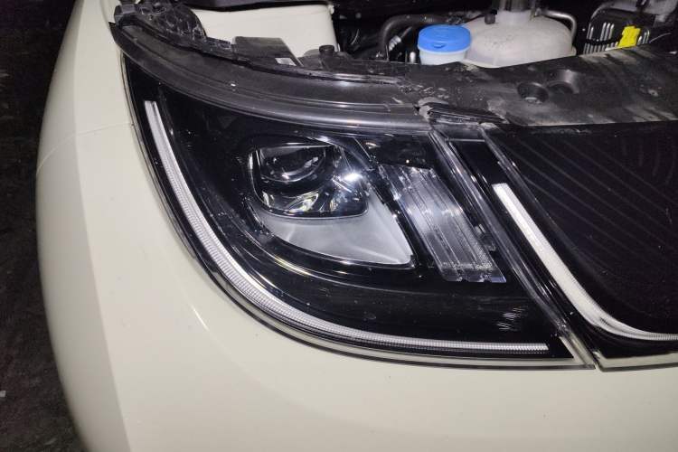 Used BYD Dolphin 2025 420km Free Edition Right Front Headlight