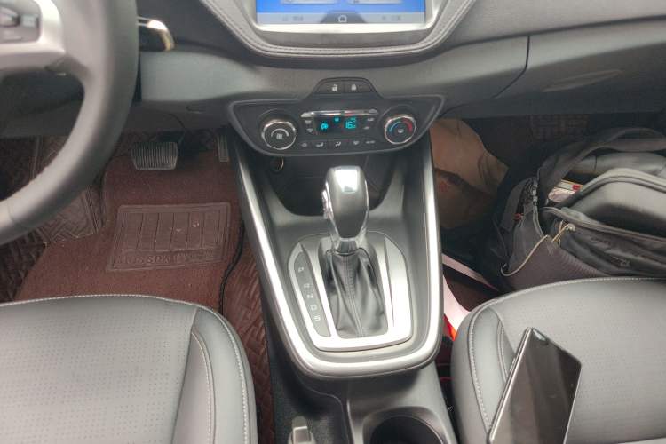 Used Ford Escort 2015 1.5L Automatic Fashion Model
