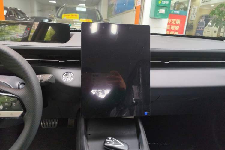 Used CHANGAN Eado 2025 Blue Whale 1.5T 500Bar Prestige Model
