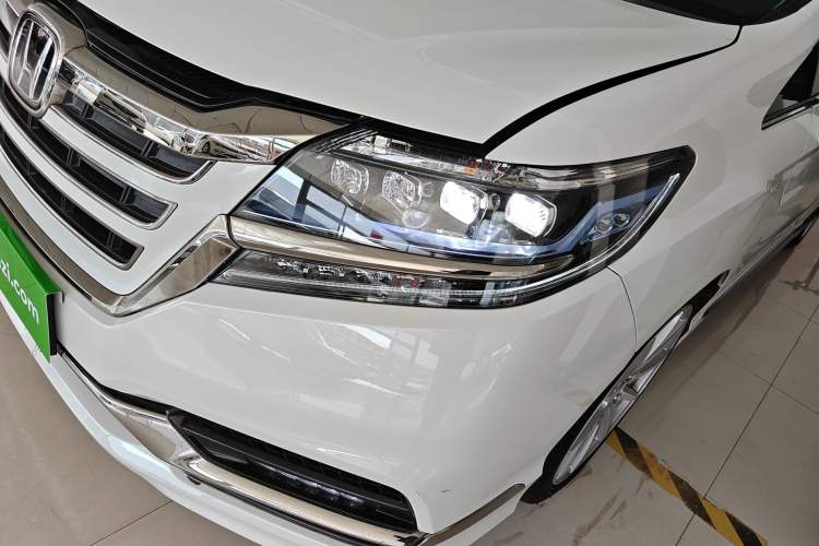 Used Honda Elysion 2019 2.0L Hybrid Luxury Edition Left Front Headlight