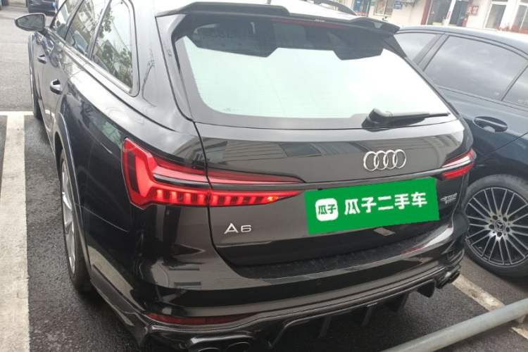 Used Audi A6 2021 allroad quattro Explorer 55 TFSI Prestige Off-Road Model
