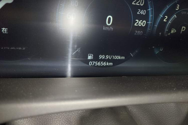 Used Jaguar XFL 2020 XFL 2.0T P250 Four-Wheel Drive Luxury Edition Odometer Close Up