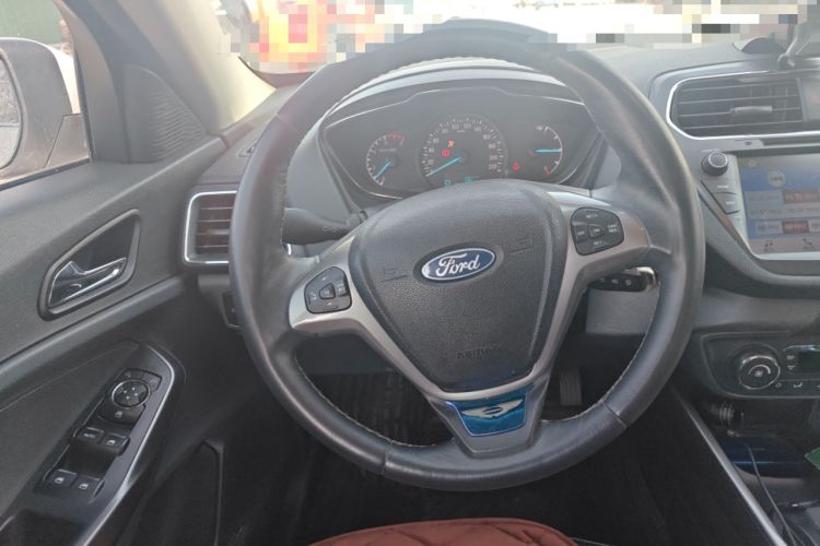 Used Ford Escort 2015 1.5L Automatic Fashion Model
