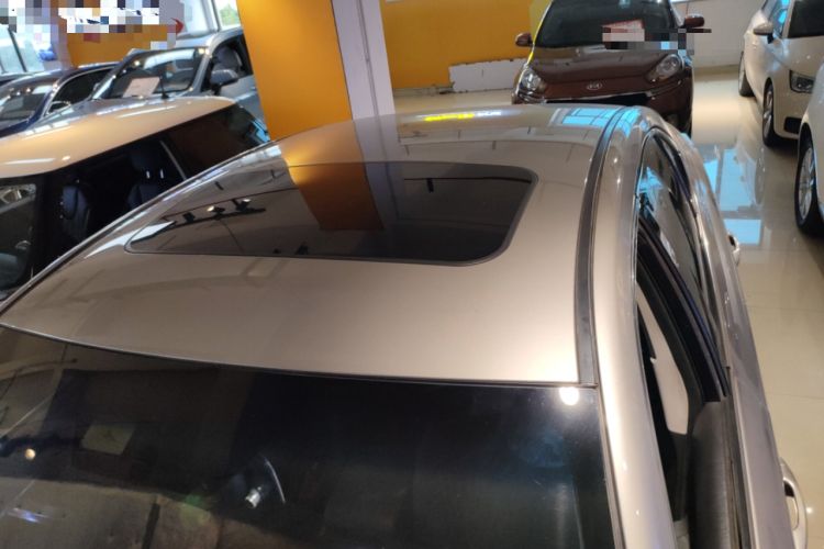 Used Changan Raeton 2013 1.8T Automatic Flagship Model China IV Standard
