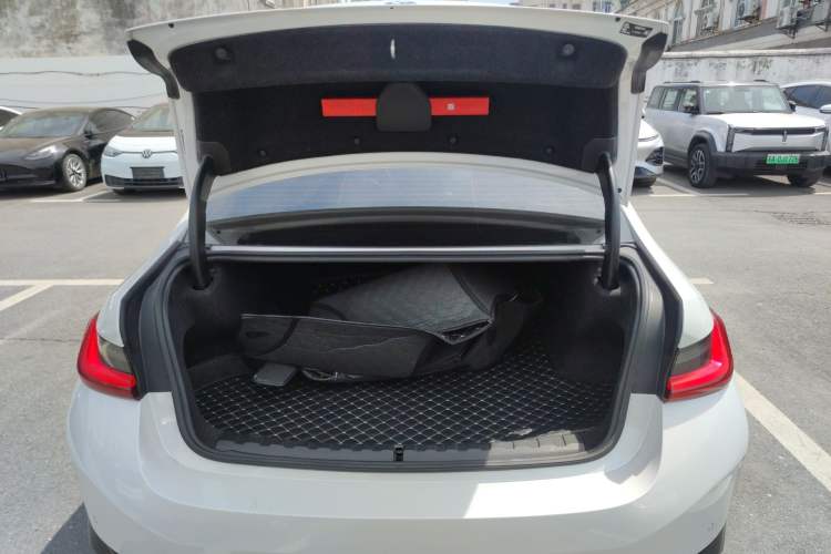 Used BMW i3 2024 eDrive 35 L