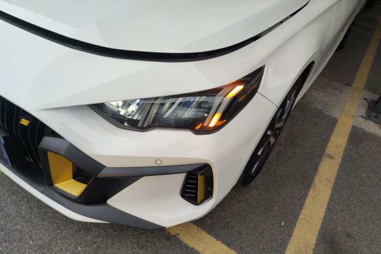 Used GAC Trumpchi EMPOW 2022 270T DCT J16 R-Style Track Edition