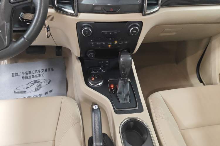 Used Ford Everest 2016 2.0T Gasoline Automatic 4x4 Flagship Edition
