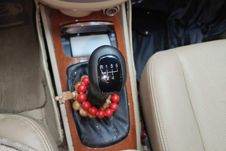 Used Buick Excelle 2013 1.5L Manual Luxury Model
