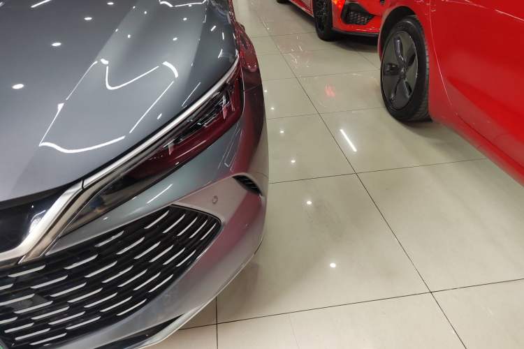 Used BYD Qin L 2025 DM-i Smart Drive 120KM Superior Model