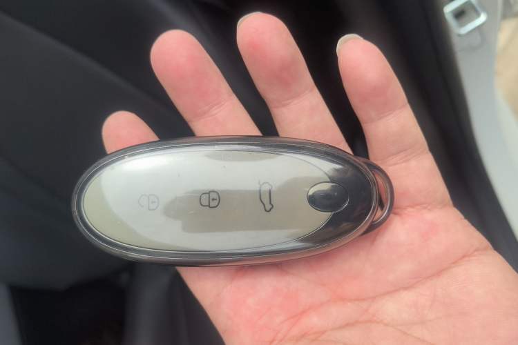 Used Dongfeng NAMMI 01 2024 New Edition 330 Air Vehicle Key