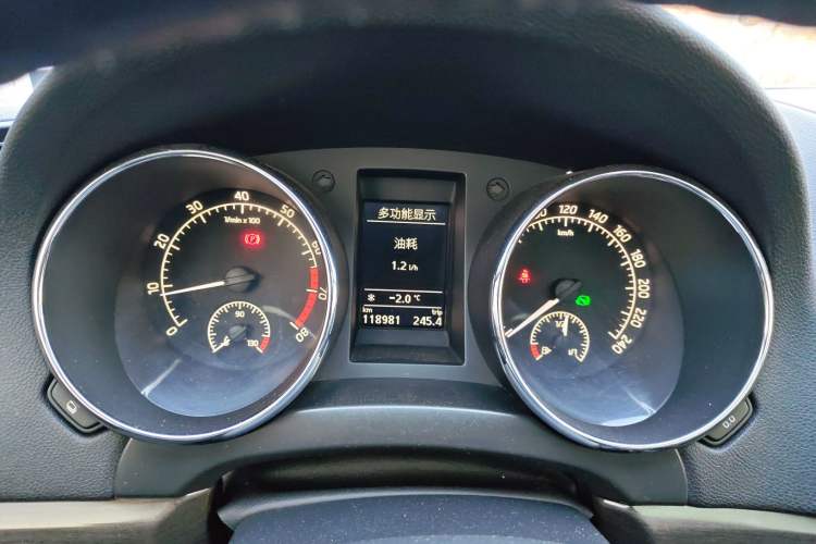 Used Skoda Yeti 2014 1.8TSI DSG All-Wheel Drive Edition
