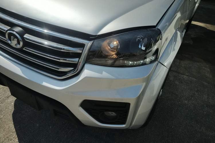 Used Great Wall Wingle 5 2017 2.0T European-Style Diesel Two-Wheel-Drive Elite Version with Large Double Cab – GW4D20B