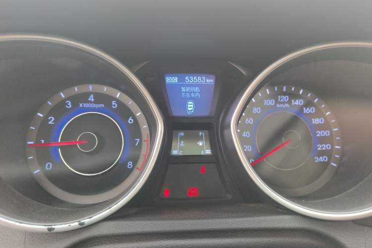 Used Hyundai Elantra (5th Generation / Langdong) 2016 1.6L Manual Luxury Model