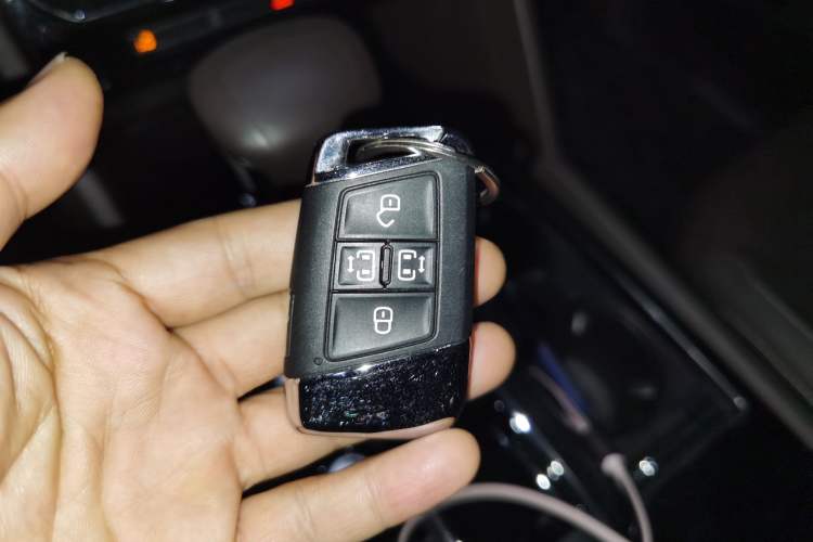 Used Volkswagen Viloran 2020 330TSI Luxury Edition