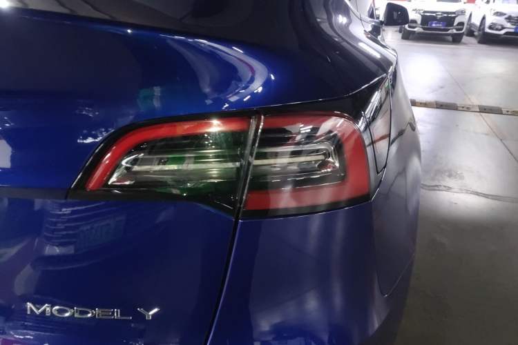 Used Tesla Model Y 2022 Rear-Wheel-Drive Version
