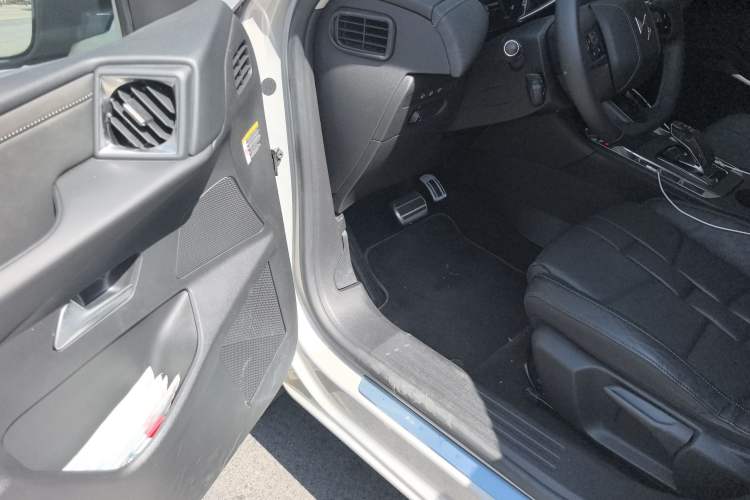 Used DS 3 New Energy 2021 E-Tense Left Bank Edition
