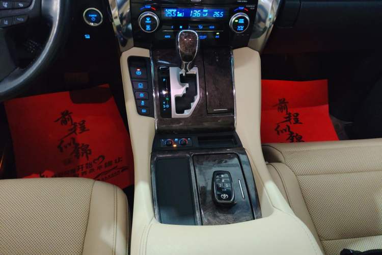 Used Toyota Vellfire 2020 Dual-Engine 2.5L HV Prestige Edition
