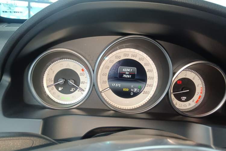 Used Mercedes-Benz E-Class 2016 E 200 Coupe Dynamic Edition Instrument Cluster