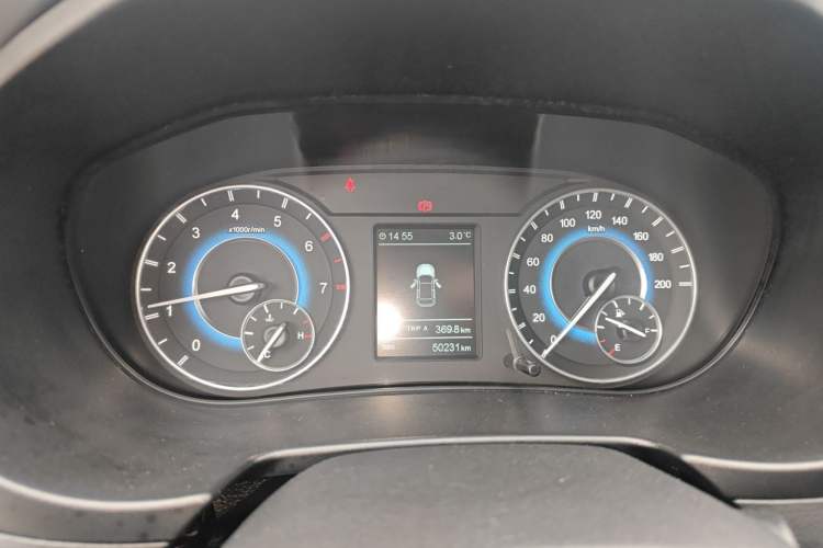 Used Dongfeng Fengon S560 2018 1.8L CVT Prestige Model Instrument Cluster