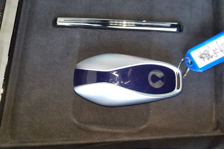 Used Denza Z9 2024 1100 km Four-Wheel Drive Max Version
