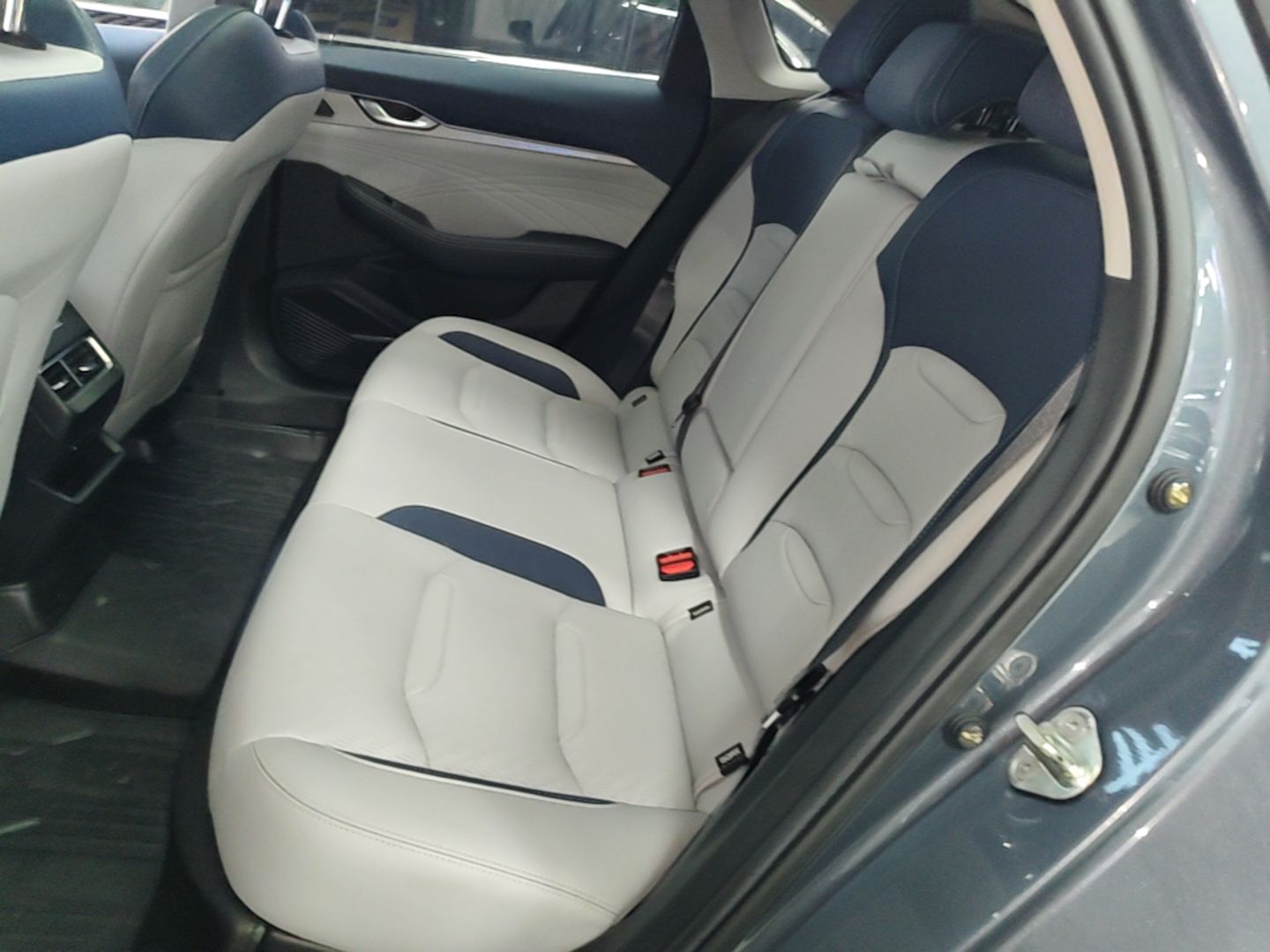 Geely Auto Preface 2021 Revised Version 2.0TD Luxury Edition — снимка 20