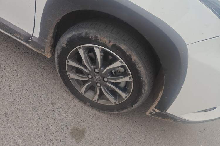 Used Toyota YARiS L Zhi Xuan 2022 X-Trail 1.5L CVT Luxury PLUS Edition