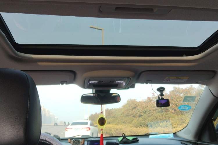 Used Chevrolet Malibu XL 2017 1.5T Automatic Ruichi Edition Headliner