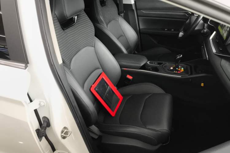 Used Geely Auto Emgrand S 2021 1.4T Manual Comfort Model Right Front Seat