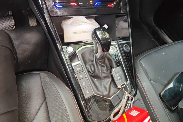 Used Volkswagen Tayron 2020 330TSI Two-Wheel Drive Luxury Smart Connectivity Version
