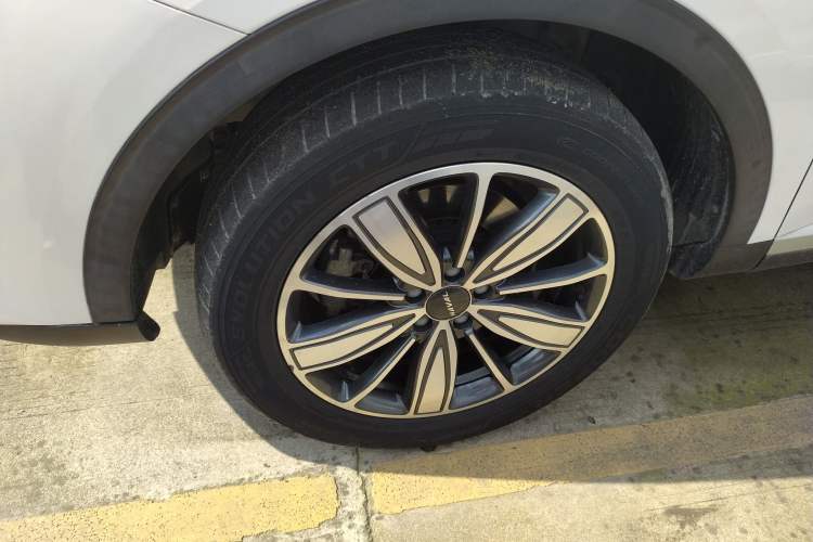 Used Haval H6 2021 1.5 GDIT Automatic Champion Edition Left Front Wheel Hub