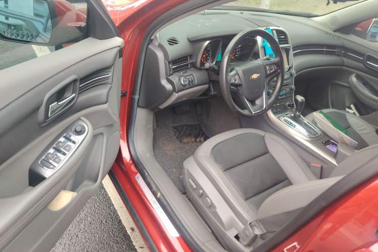 Used Chevrolet Malibu 2012 2.0L Automatic Luxury Edition