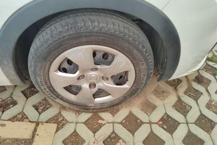 Used Baojun 310 2016 1.2L manual Comfort trim level