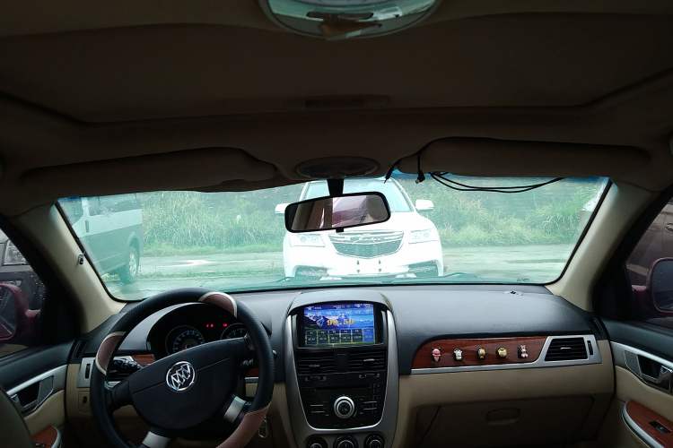 Used Buick Excelle 2013 1.5L Automatic Luxury Model Headliner