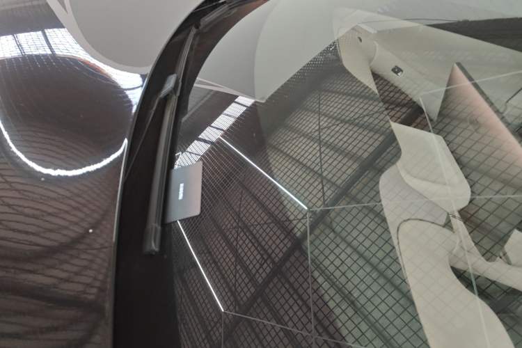 Used Xiaomi Auto YU7 2025 Ultra-Long Range High-Performance All-Wheel-Drive Max Edition
