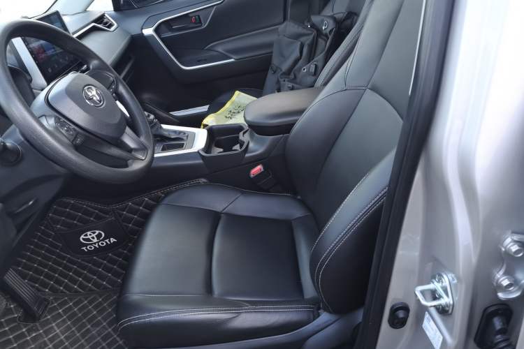 Used Toyota Wildlander 2022 2.0L CVT Two-Wheel Drive Leading Edition