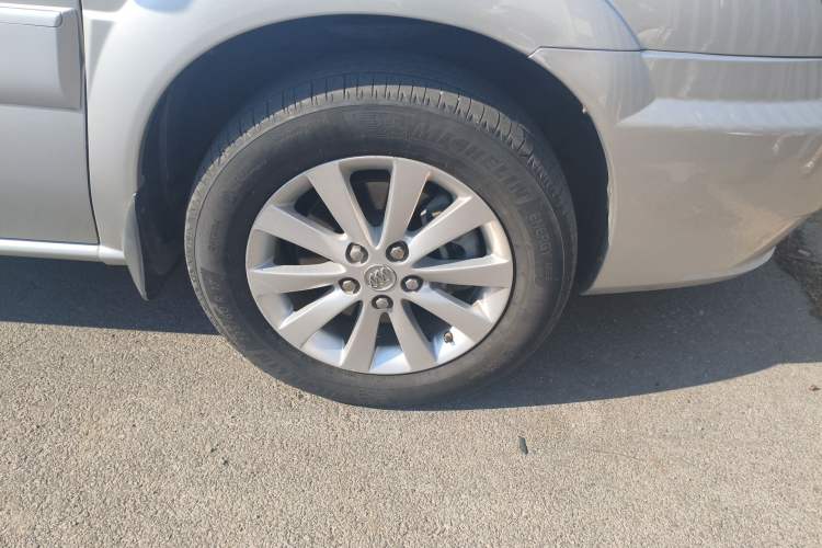 Used Buick GL8 2014 2.4L Classic Edition