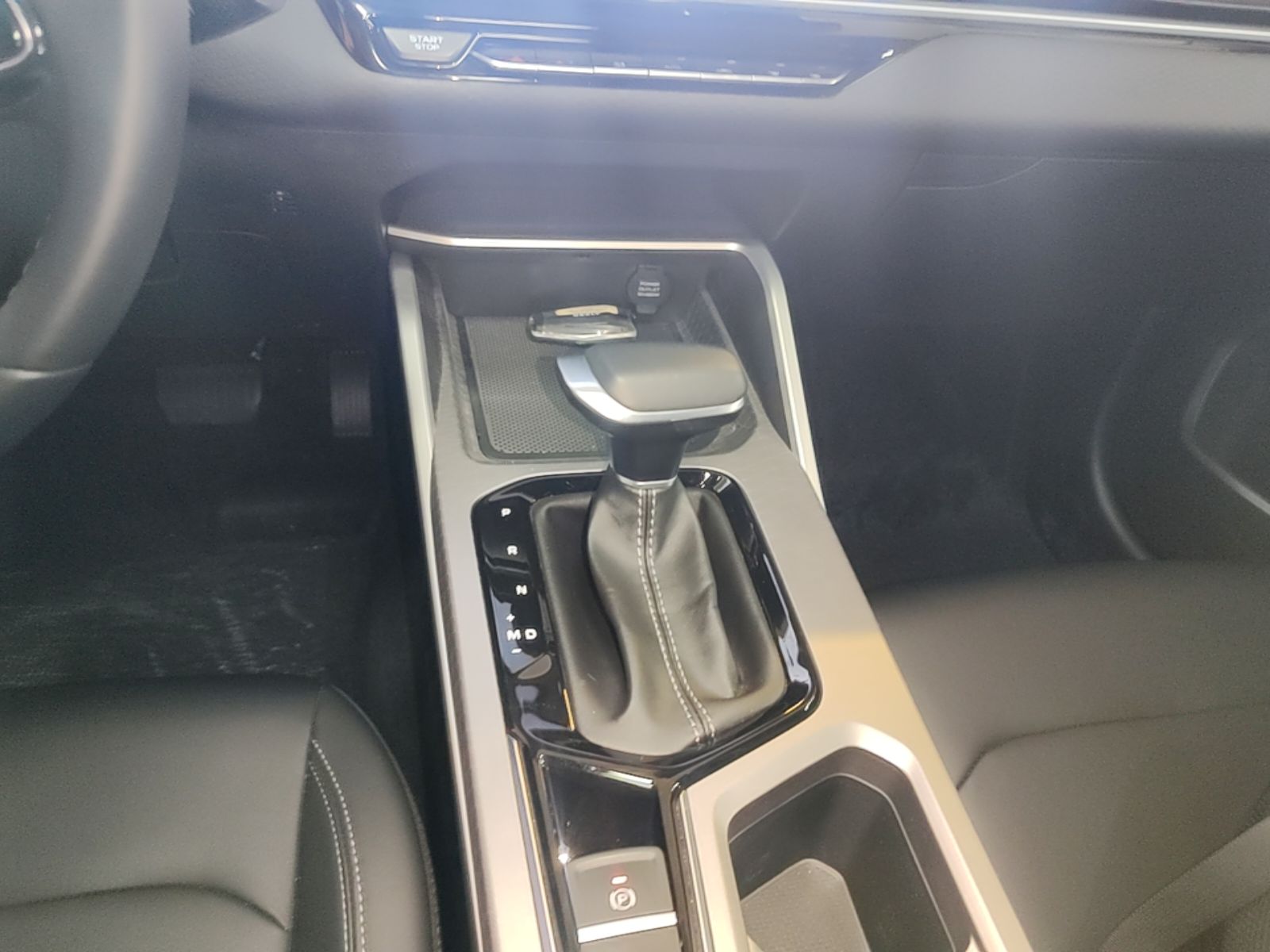Geely Auto Emgrand 2026 Model 4th Generation 4 Millionth Anniversary Edition 1.5L CVT Feiyue Edition — снимка 16