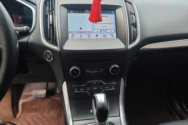 Used Ford Edge 2016 EcoBoost 245 Four-Wheel Drive Titanium Edition 7-Seater