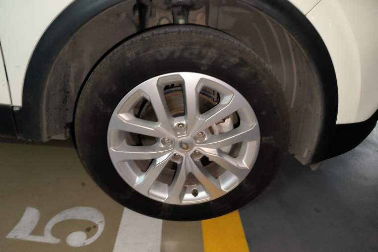 Used Renault Kadjar 2017 2.0L Two-Wheel Drive Fashion Edition
