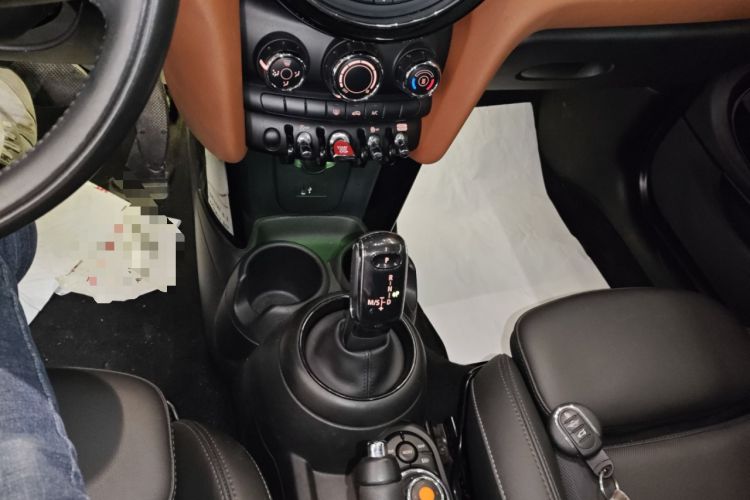 Used MINI MINI 2021 1.5T COOPER Classic Edition