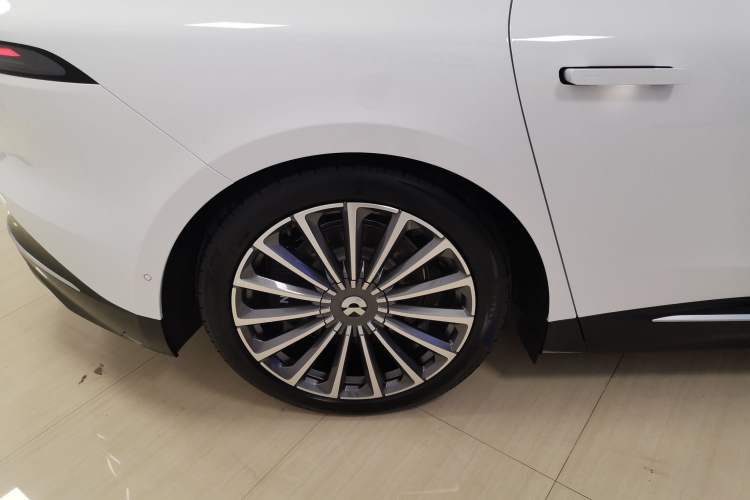 Used Nio ET9 2025 100 kWh