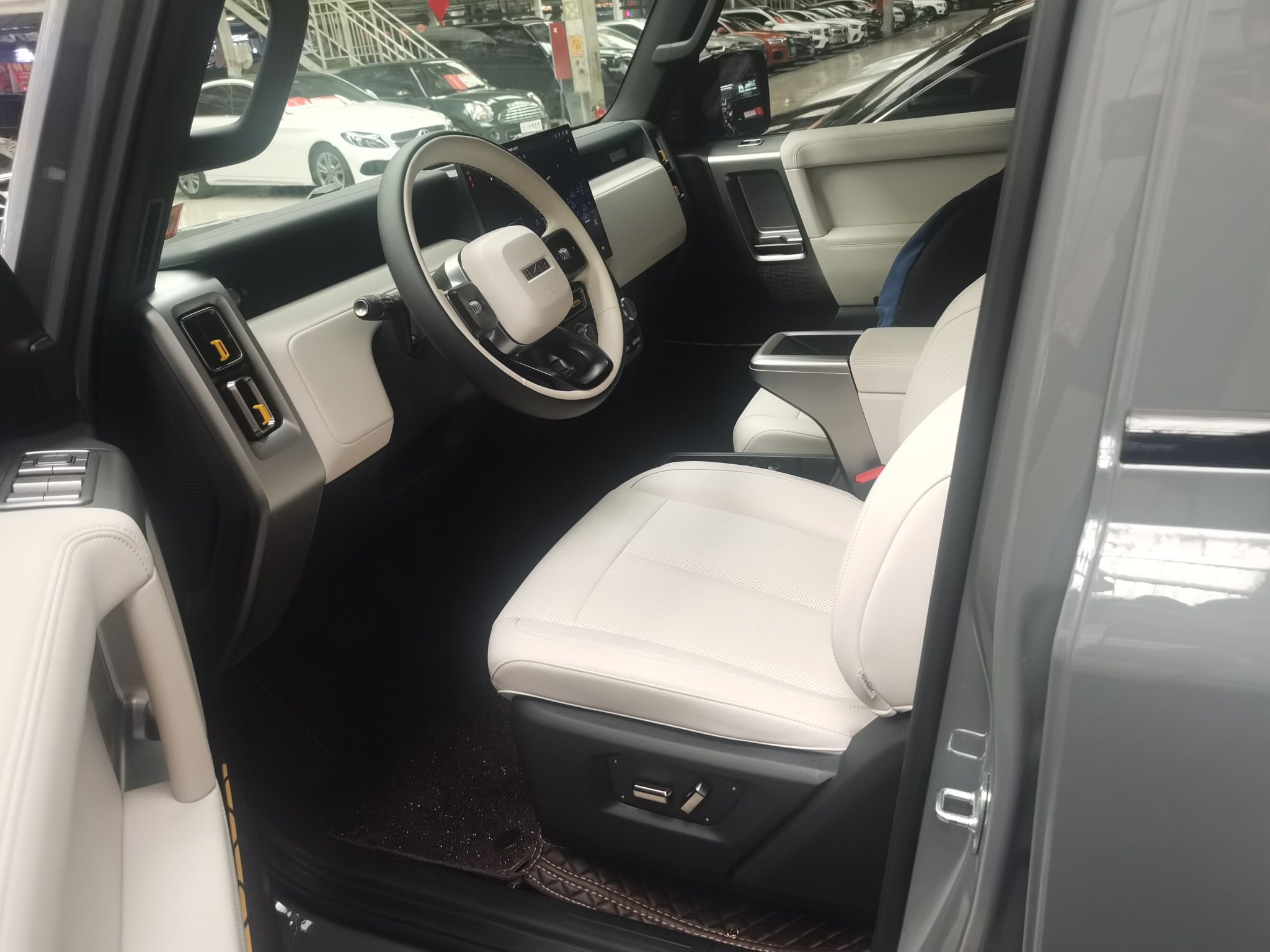 Interior delantero