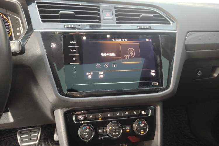 Used Volkswagen Tiguan L 2021 330TSI Automatic Two-Wheel Drive R-Line Enhanced Edition Audio And AC Panel