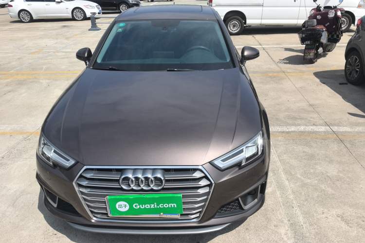Used Audi A4L 2019 40 TFSI Fashion Version China V