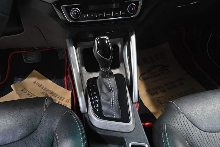 Used Geely Auto Vision X3 2017 1.5L Automatic Elite Model Gear Lever