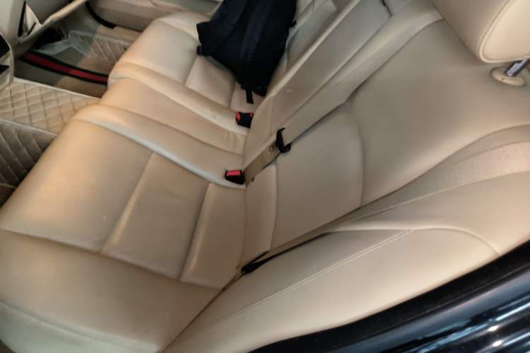 Used BMW 5 Series 2013 525Li Luxury Model