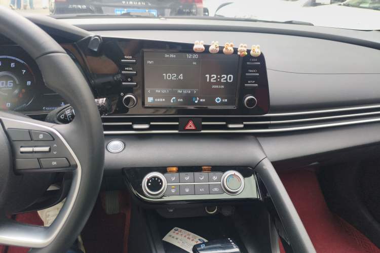 Used Hyundai Elantra 2022 1.5L CVT GLX Elite Edition Audio And AC Panel